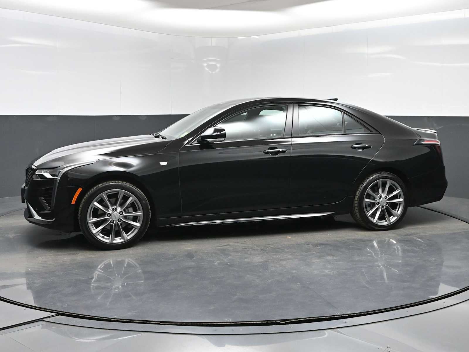 2025 Cadillac CT4 Sport