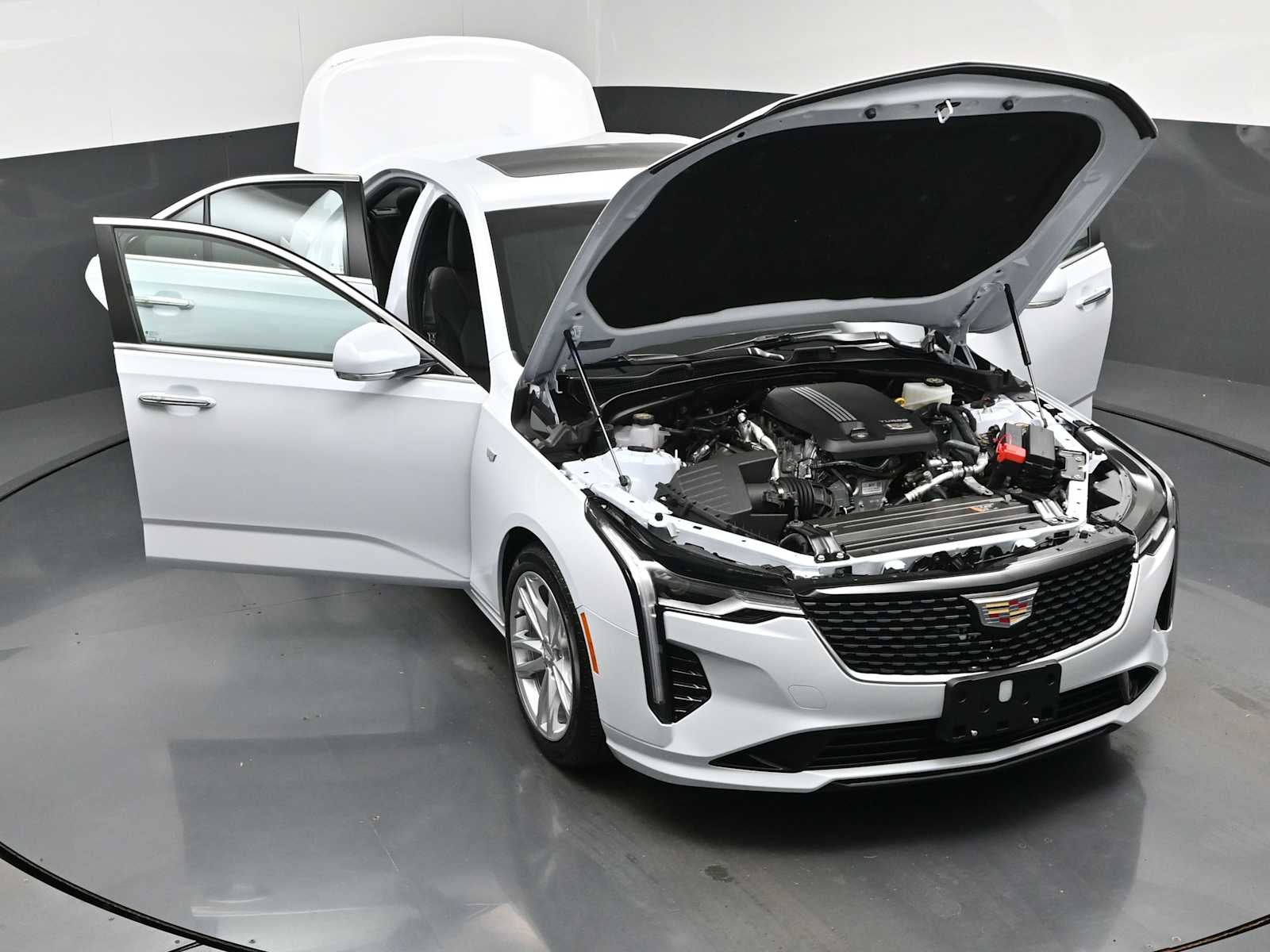 2026 Cadillac CT4 Luxury