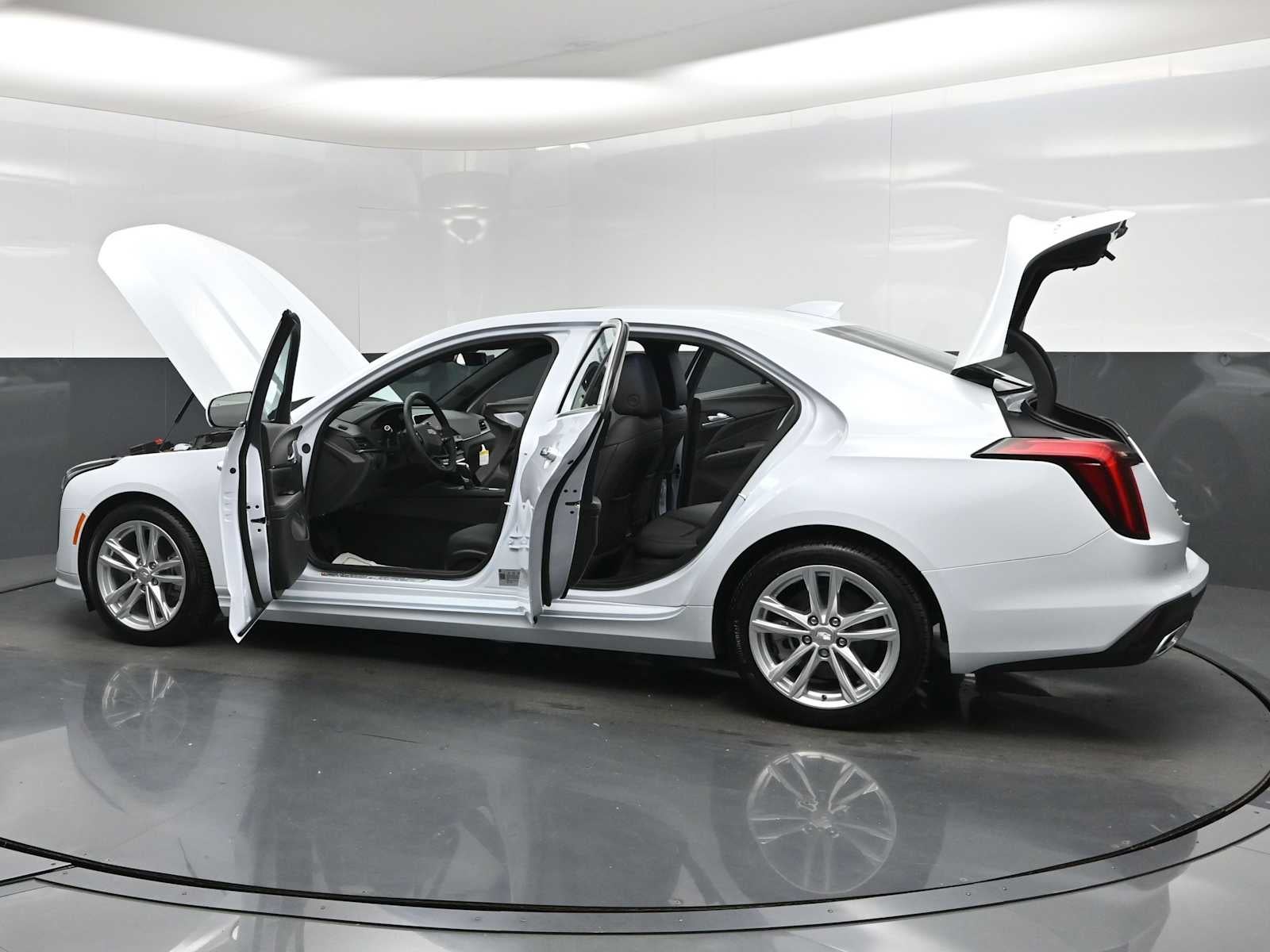 2026 Cadillac CT4 Luxury