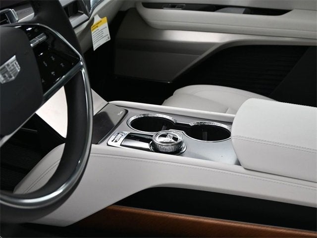 2026 Cadillac VISTIQ Luxury