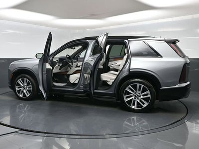 2026 Cadillac VISTIQ Luxury