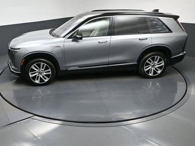 2026 Cadillac VISTIQ Luxury