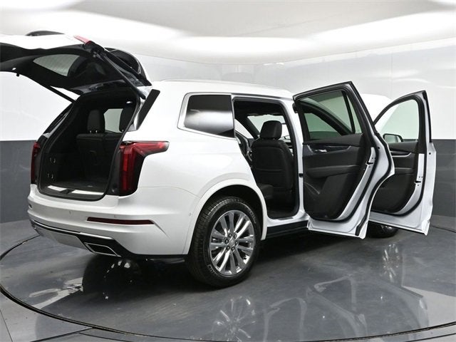 2025 Cadillac XT6 Premium Luxury