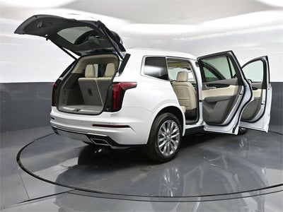 2025 Cadillac XT6 Premium Luxury