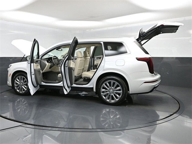 2025 Cadillac XT6 Premium Luxury