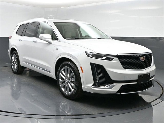 2025 Cadillac XT6 Premium Luxury