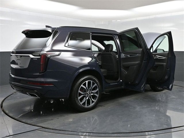 2025 Cadillac XT6 Sport