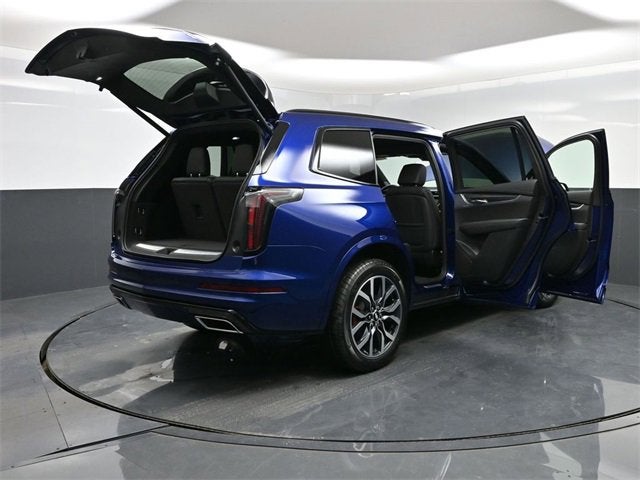 2025 Cadillac XT6 Sport