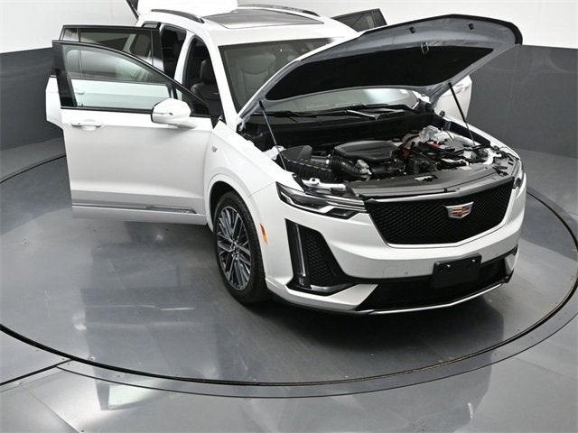 2025 Cadillac XT6 Sport