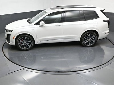 2025 Cadillac XT6 Sport