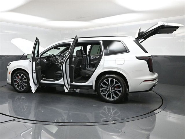 2025 Cadillac XT6 Sport