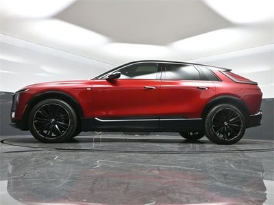 2025 Cadillac LYRIQ Luxury 1
