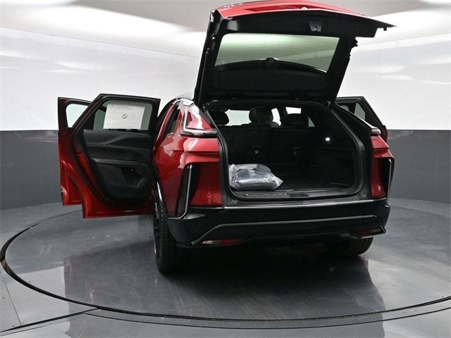 2025 Cadillac LYRIQ Luxury 1