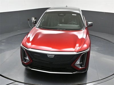 2025 Cadillac LYRIQ Luxury 1