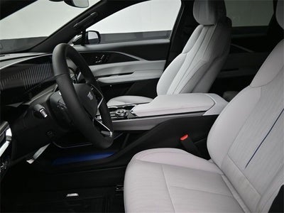 2025 Cadillac LYRIQ Luxury 1