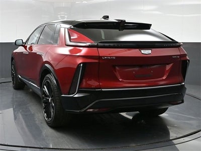 2025 Cadillac LYRIQ Luxury 1