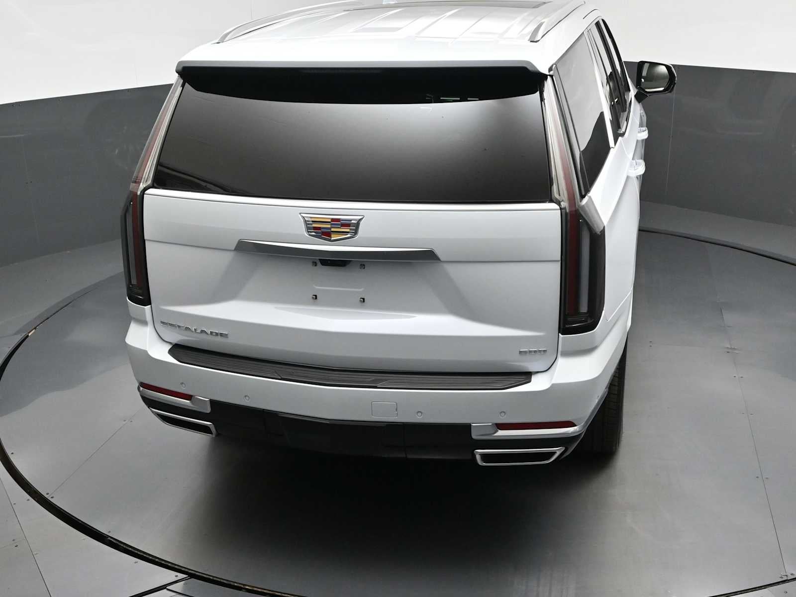 2026 Cadillac Escalade Luxury