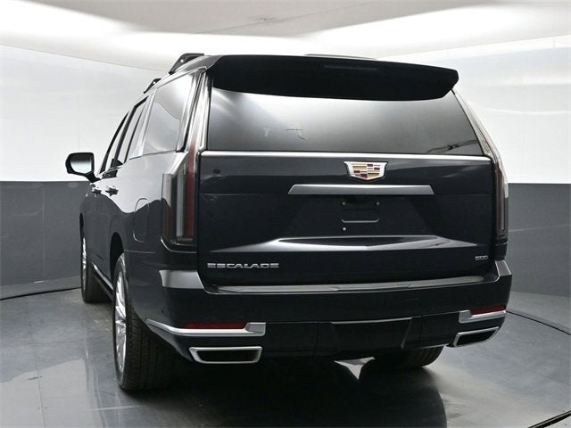 2026 Cadillac Escalade Luxury