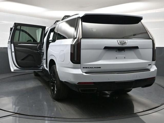 2026 Cadillac Escalade ESV Sport
