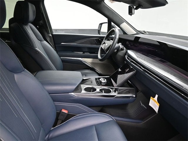 2025 Cadillac ESCALADE IQ Luxury 2