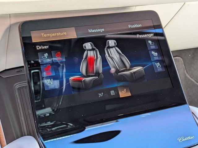 2026 Cadillac VISTIQ Luxury