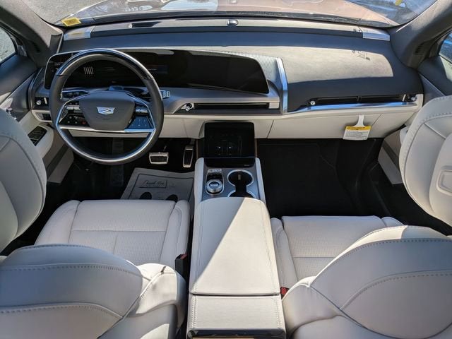 2026 Cadillac VISTIQ Luxury