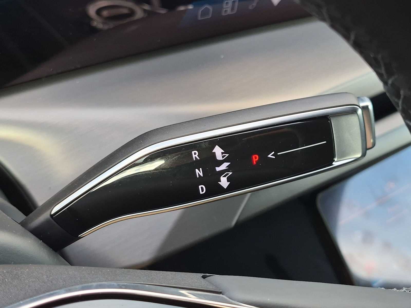 2027 Cadillac VISTIQ Luxury - Photo 24