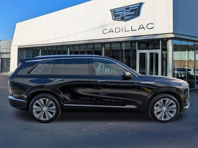 2026 Cadillac VISTIQ Luxury