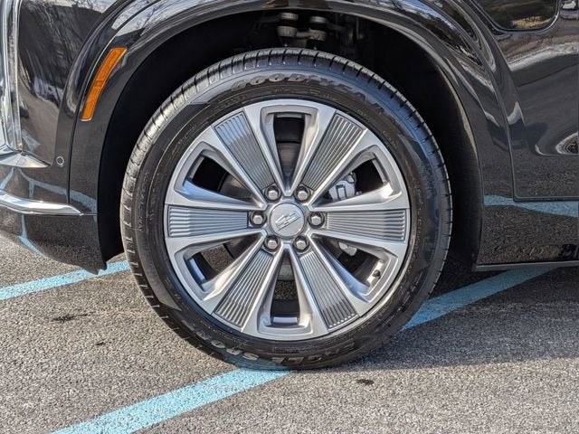 2026 Cadillac VISTIQ Luxury