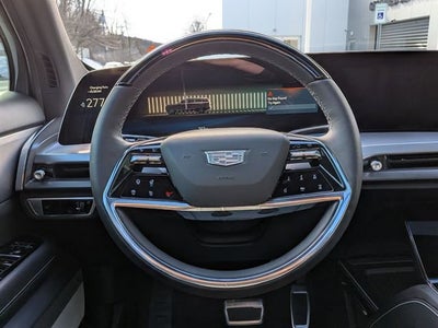 2026 Cadillac VISTIQ Luxury