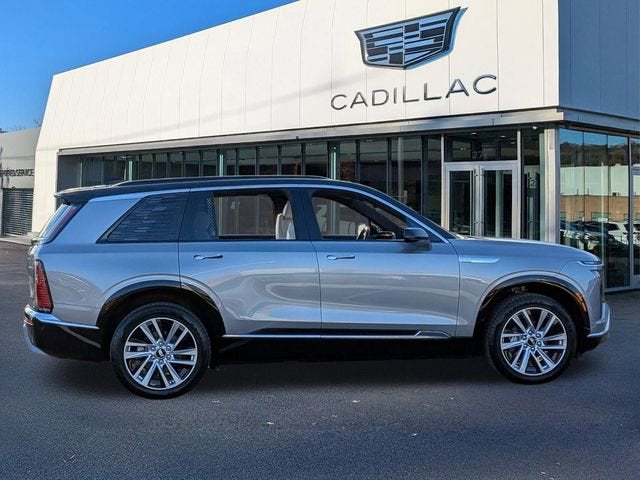 2026 Cadillac VISTIQ Luxury