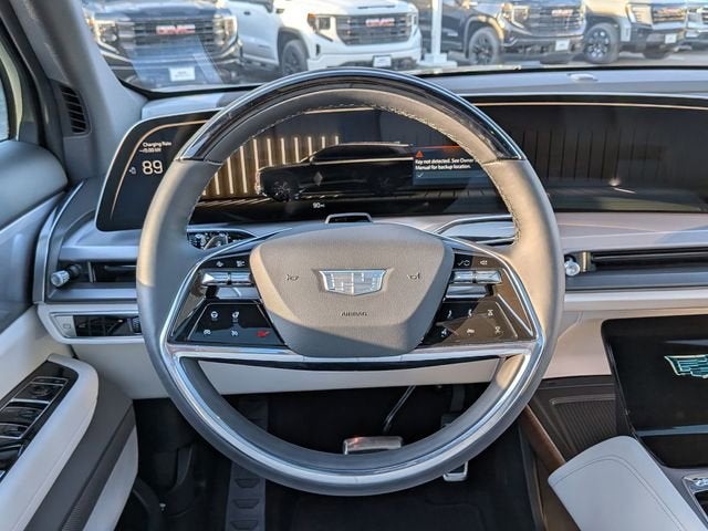 2026 Cadillac VISTIQ Luxury