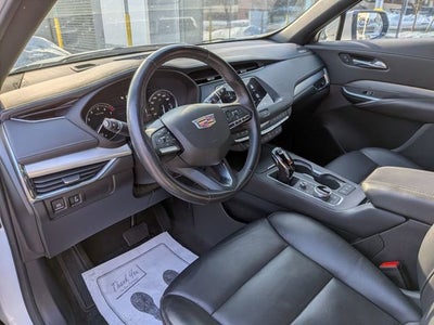 2023 Cadillac XT4 Premium Luxury
