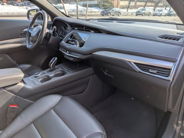 2023 Cadillac XT4 Premium Luxury