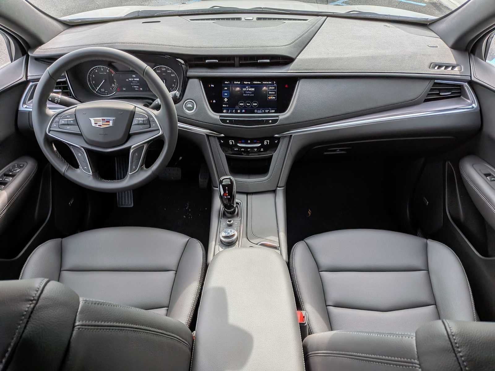 2026 Cadillac XT5 Luxury