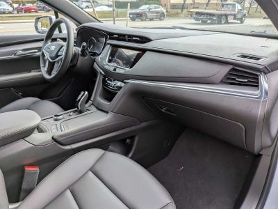 2026 Cadillac XT5 Luxury