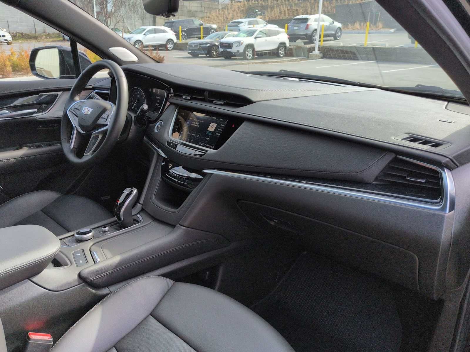 2025 Cadillac XT5 Premium Luxury