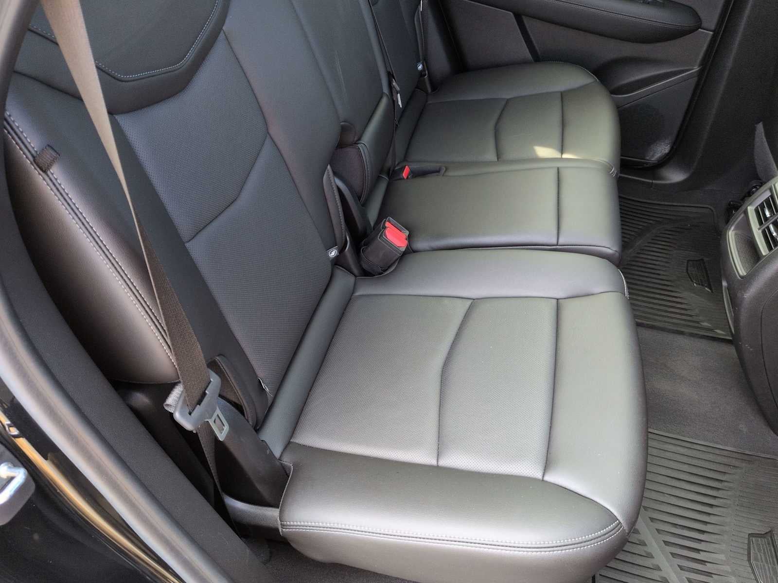 2022 Cadillac XT5 Sport