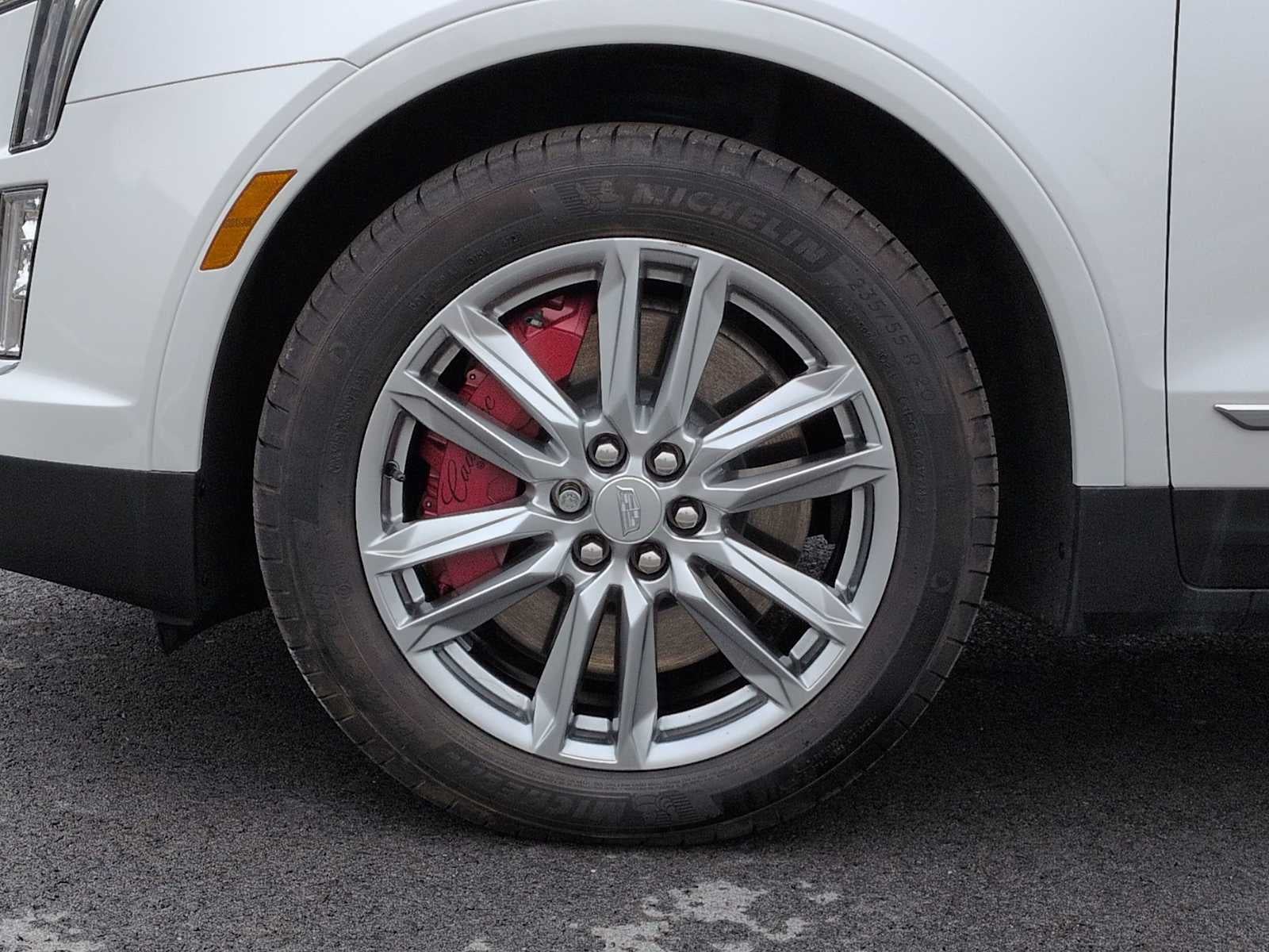 2023 Cadillac XT5 Sport
