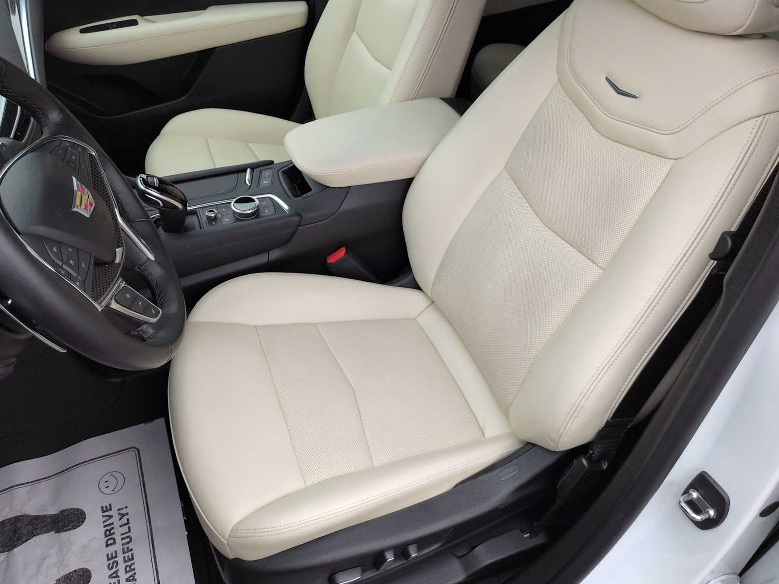 2023 Cadillac XT5 Sport