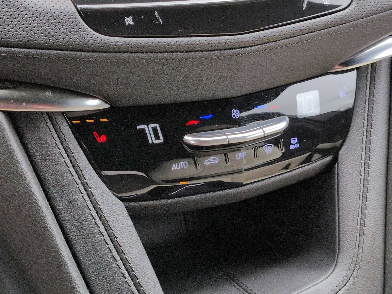 2023 Cadillac XT5 Sport