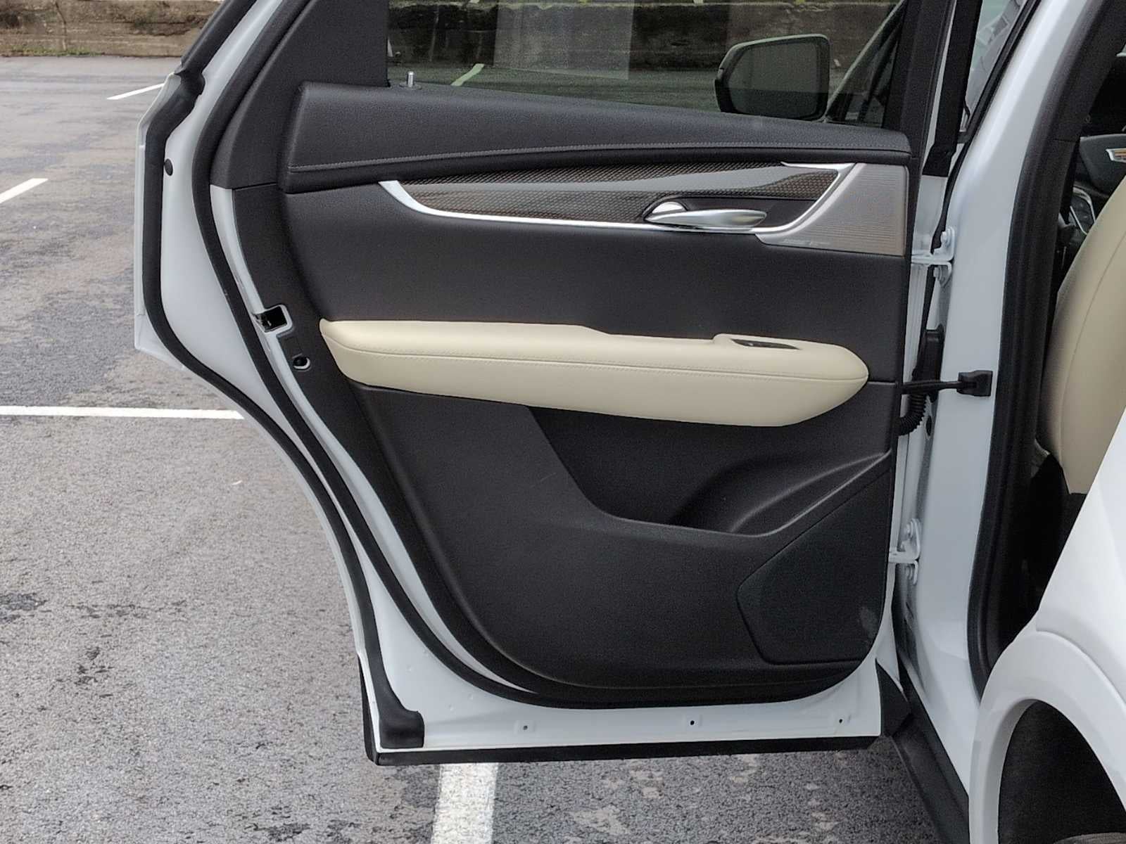 2023 Cadillac XT5 Sport