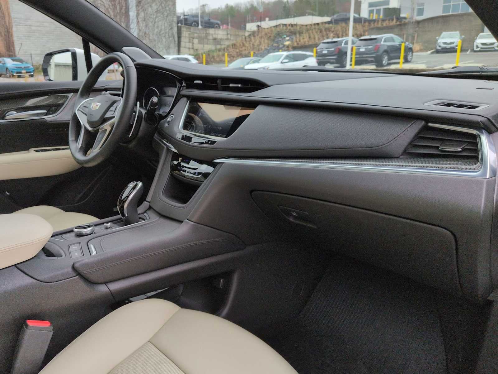 2023 Cadillac XT5 Sport