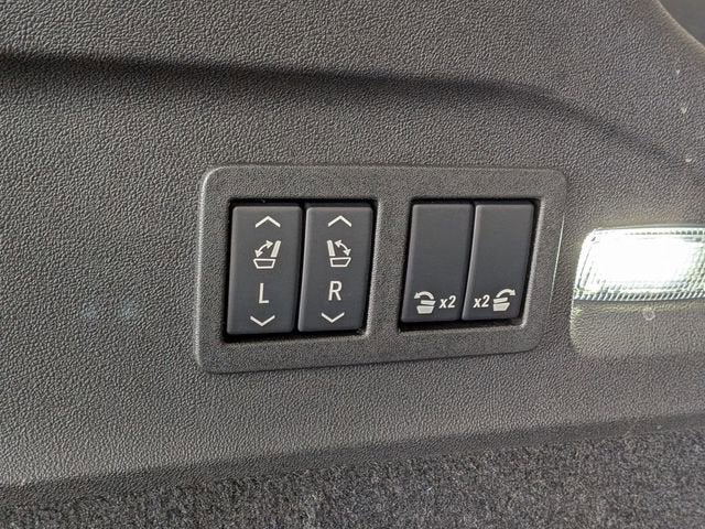 2026 Cadillac ESCALADE IQL Premium Luxury