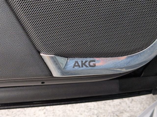 2022 Cadillac Escalade Luxury