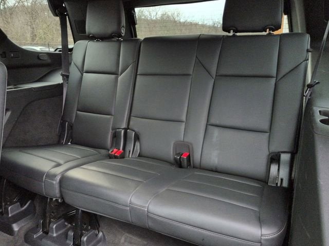 2022 Cadillac Escalade Luxury