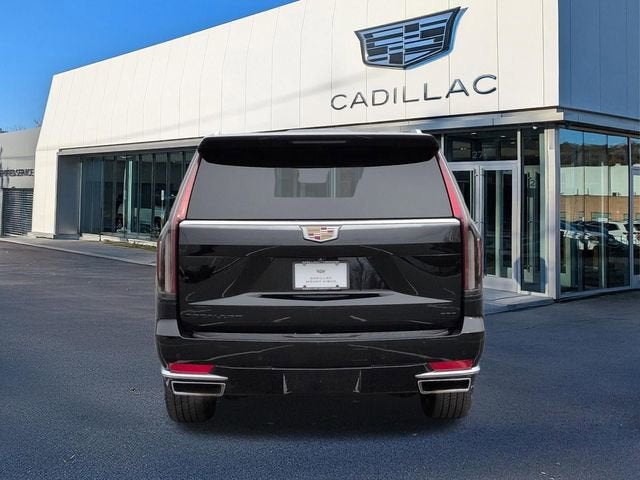 2022 Cadillac Escalade Luxury