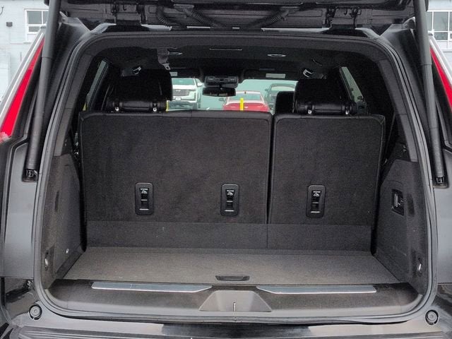 2022 Cadillac Escalade Luxury