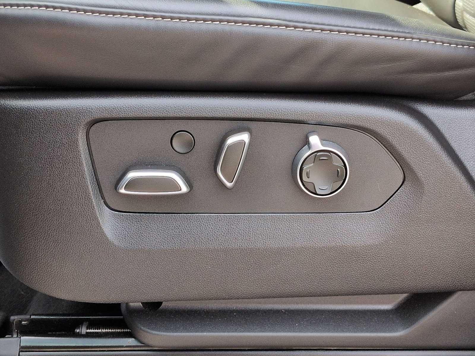 2023 Cadillac Escalade Premium Luxury Platinum