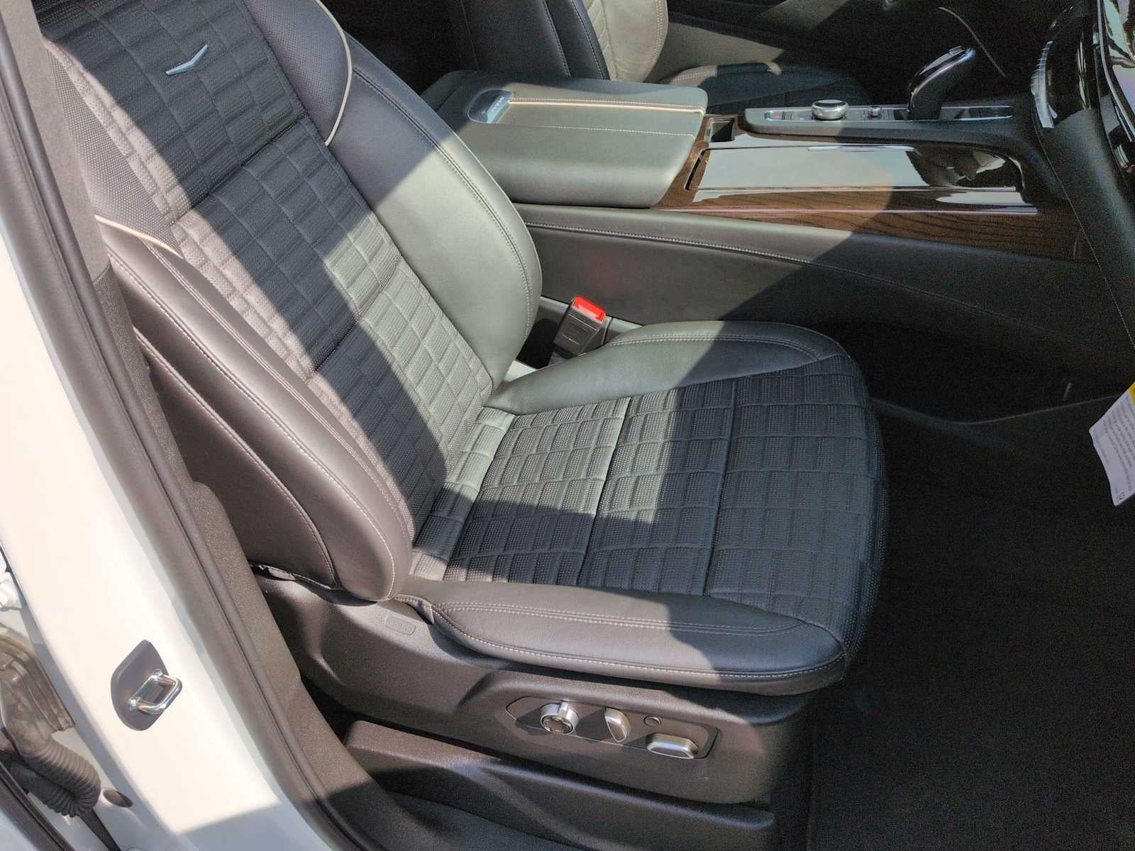 2023 Cadillac Escalade Premium Luxury Platinum